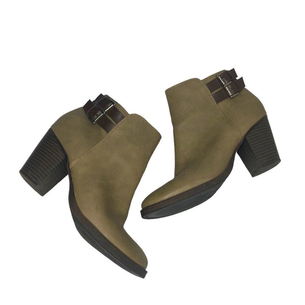 Sugar Ellie Ankle Boot Chunky Heel Double Buckle Nubuck Women’s Size 7M